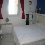 T3 Avec Piscine, Parking, Animaux Admis, Saint-cyprien - Fr-1-106-52