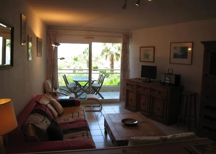 T3 Avec Piscine, Parking, Animaux Admis, Saint-cyprien - Fr-1-106-52 * Saint-Cyprien