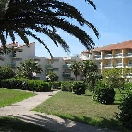 T3 Avec Piscine, Parking, Animaux Admis, Saint-cyprien - Fr-1-106-52 *