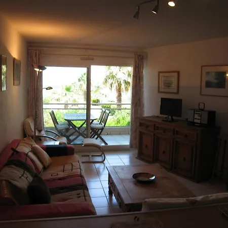 T3 Avec Piscine, Parking, Animaux Admis, Saint-cyprien - Fr-1-106-52 * Saint-Cyprien (Pyrenees-Orientales)